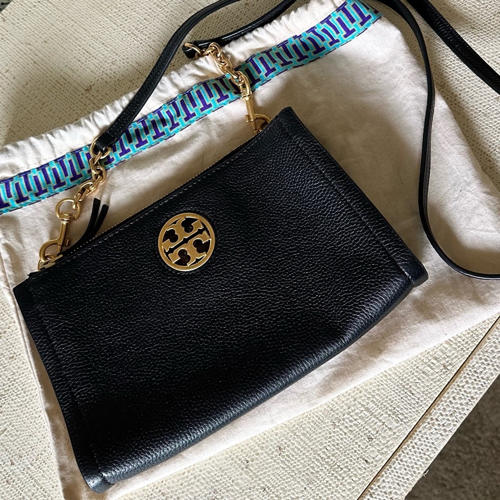 Tory Burch Pebble Leather black crossbody/clutch